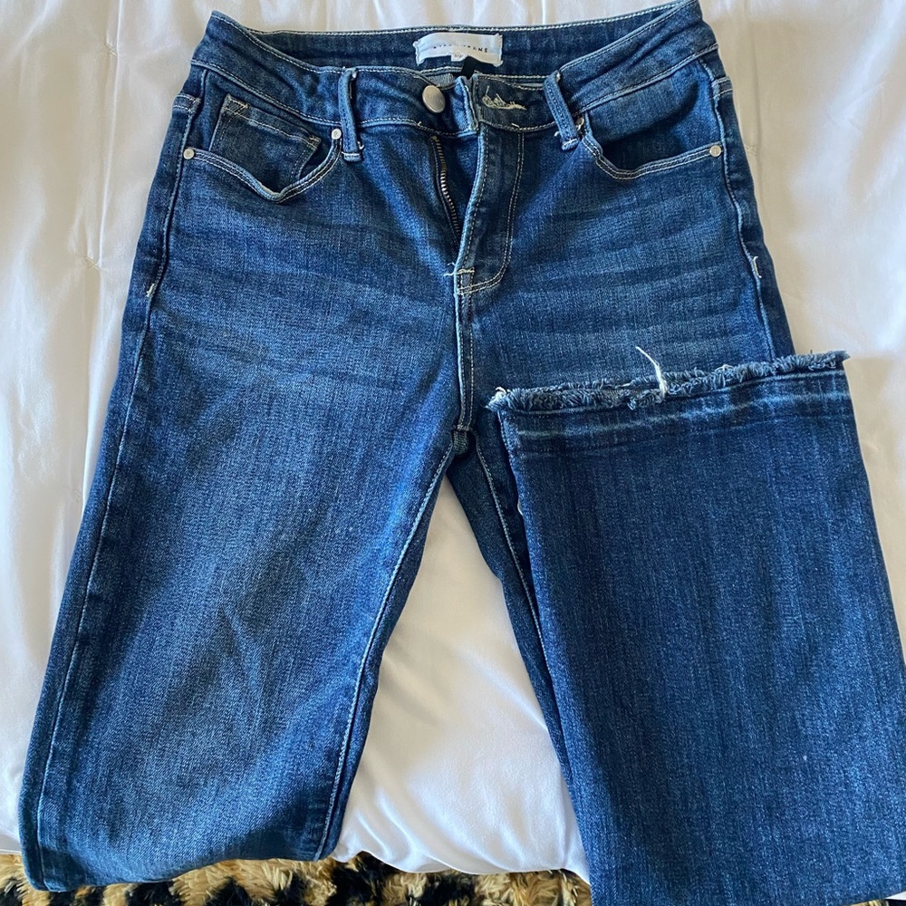 Dark Blue Cropped Jeans